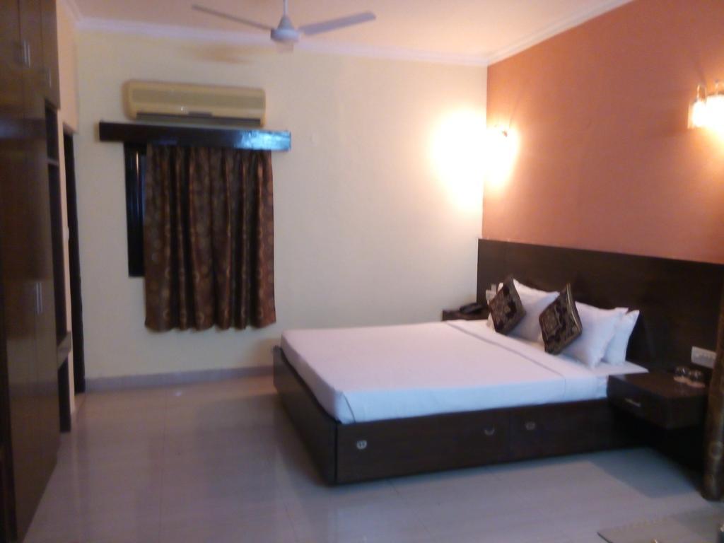 Green Villa Bed & Breakfast New Delhi Ruang foto