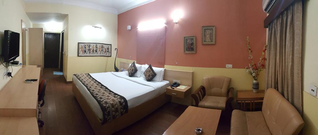 Green Villa Bed & Breakfast New Delhi Bagian luar foto